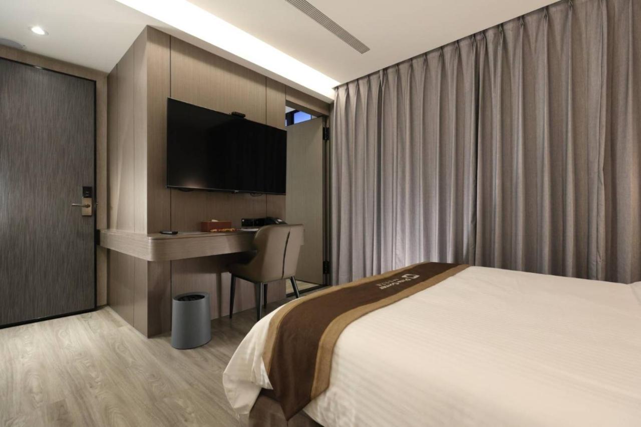 Hualien Pink Corner Hotel Экстерьер фото