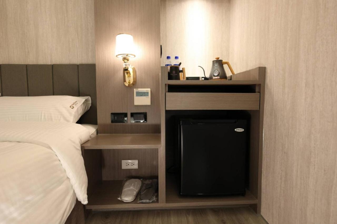 Hualien Pink Corner Hotel Экстерьер фото