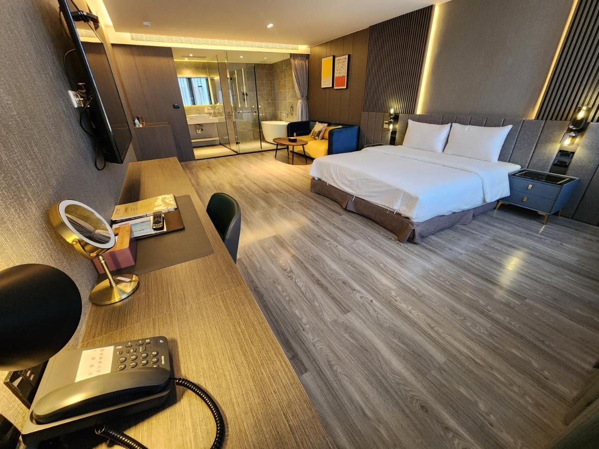 Hualien Pink Corner Hotel Экстерьер фото