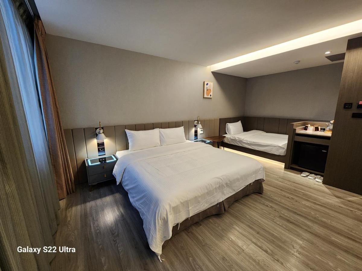 Hualien Pink Corner Hotel Экстерьер фото
