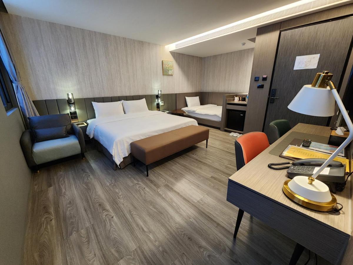 Hualien Pink Corner Hotel Экстерьер фото