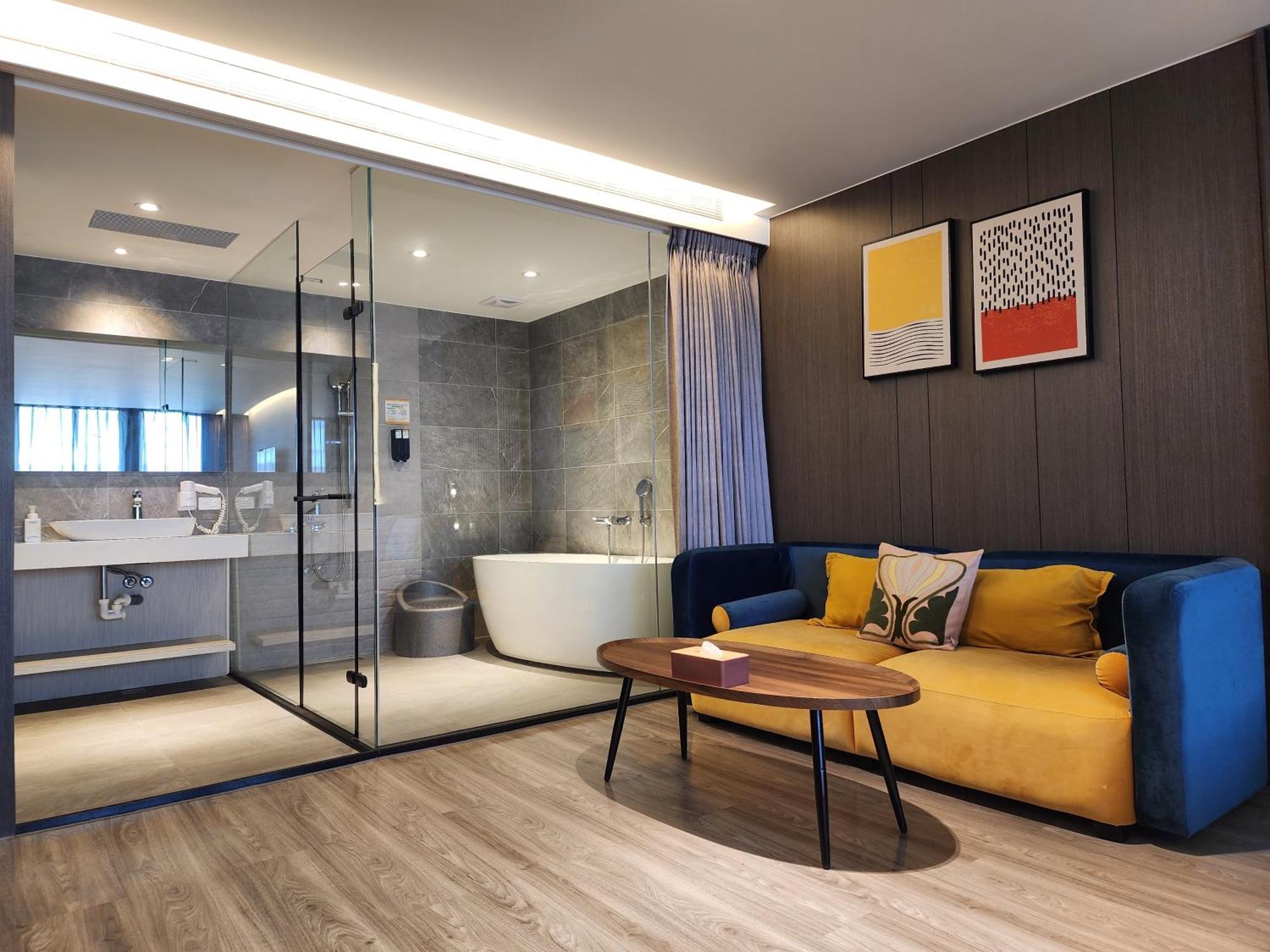 Hualien Pink Corner Hotel Экстерьер фото